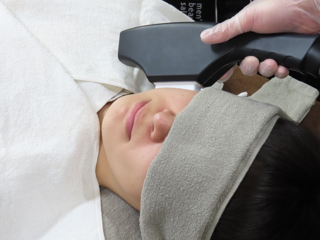 強く当てれば効果出る？実は違う、正しい脱毛方法とは